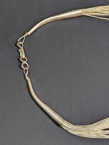 Vintage Navajo Sterling Silver Liquid Necklace 24" 20 Strands - Picture 14 of 24