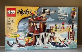 LEGO PIRATES: "Shipwreck Hideout"  (6253) - 310pcs - FREE SHIP!!