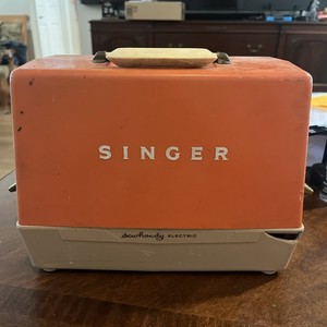  Singer Sewhandy 50D Electric Sewing Machine – Vintage w/ Case & Original Box