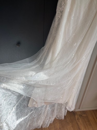 Galina SZ 10 Ivory Illusion V-Neck Wedding Dress with Embellishment STYLE SWG675 - Picture 14 of 24