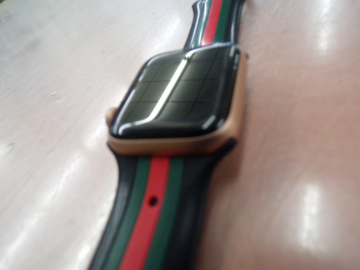 Apple Watch SE 1st Gen. 40mm GPS A2353 READ DESCRIPTION RED BLK GRN BAND
