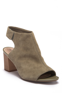 clarks deva bell sandal