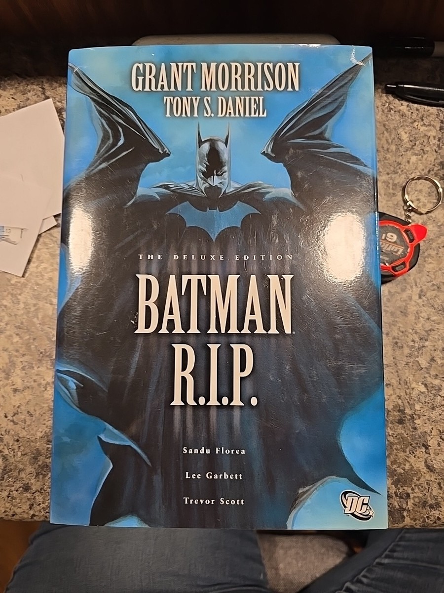 BATMAN R.I.P. Deluxe Edition by Morrison & Daniel (DC COMICS