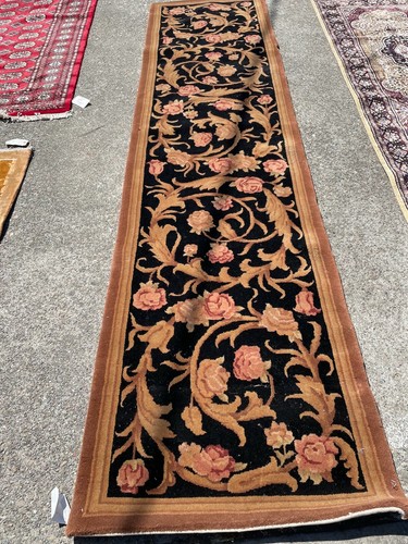 Large Hand-Woven Wool Area Rug - Afbeelding 2 van 10