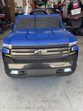 Licensed Chevrolet Silverado Kid 12V Electric Ride on Car 4 Wheels Ride On Truck