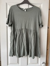 Women’s H&M Mama Olive Light Green Short Sleeve Blouse Maternity Top Size M