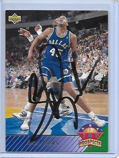 SEAN ROOKS Basketball Card IP auto NBA rookie Dallas Mavericks 1992-93 UD Top Pr. rookie card picture