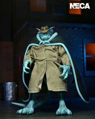NECA Gargoyles Ultimate Detective Broadway Silver Falcon with Closed Wings 7 Inc