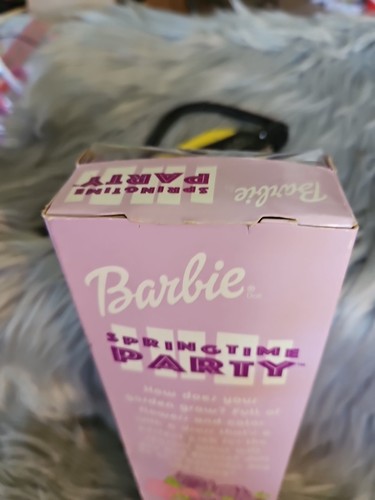 2002 Springtime Party Barbie #C2605 - Picture 9 of 16