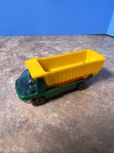1969 Hot Wheels Red Line The Heavyweights Green Dump Truck Damaged