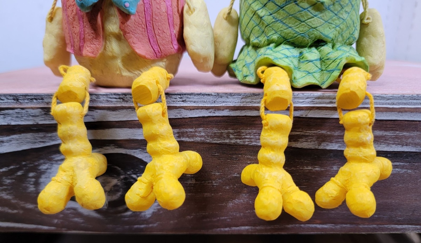 Vtg Anthropomorphic Chicks Birds Girl Boy Shelf Sitters Figurines 2004 WMG