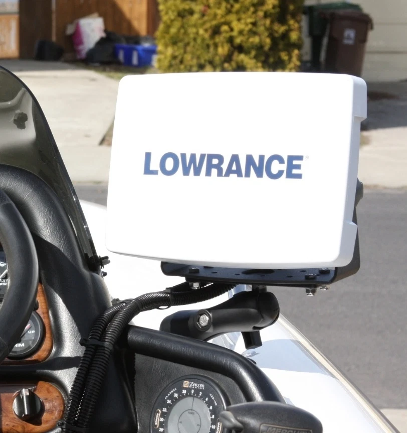 RAM Marine Drill-Down Mount for marine Electronics, Fishfinder/Chartplotter - Image 3 of 4