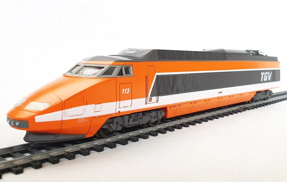 Lima HO French SNCF TGV High Speed Train "NEUCHATEL" Electric Multiple Unit NMIB - Image 3 of 4
