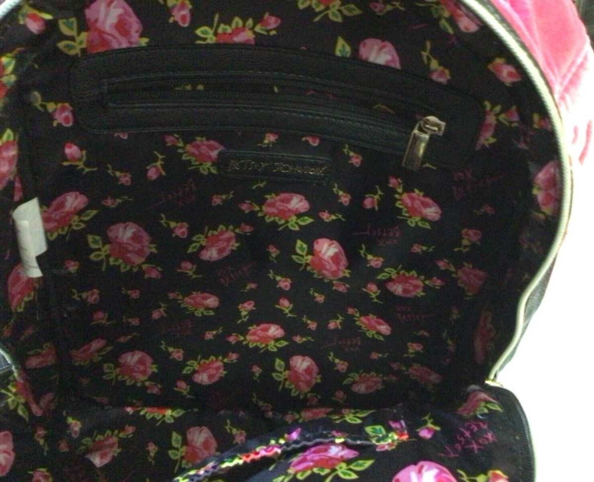 Betsey Johnson quilted hearts velvet hot pink backpack Juicy Couture Crystal Pink Clay Royal Moment Medium Backpack  main image 2