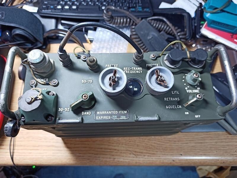 【実働】軍用無線機　PRC-77と車載マウントユニット Military Radio Functional PRC-77 and Vehicle Mounting Unit