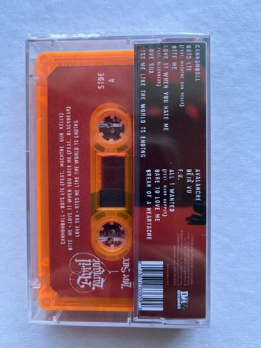 Avril Lavigne – Love Sux Cassette Tape, (2022), Orange Transparent, NEW & SEALED - Picture 2 of 2
