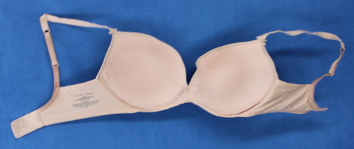 Reggiseno Victoria Secret a tuffo imbottito con ferretto taglia 34D #E2872 - Foto 5 di 6