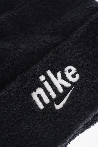 Nike Kid's Unisex Black/White Soft Furry Beanie & Gloves Set (9A3046-023) - NWT - Picture 3 of 7