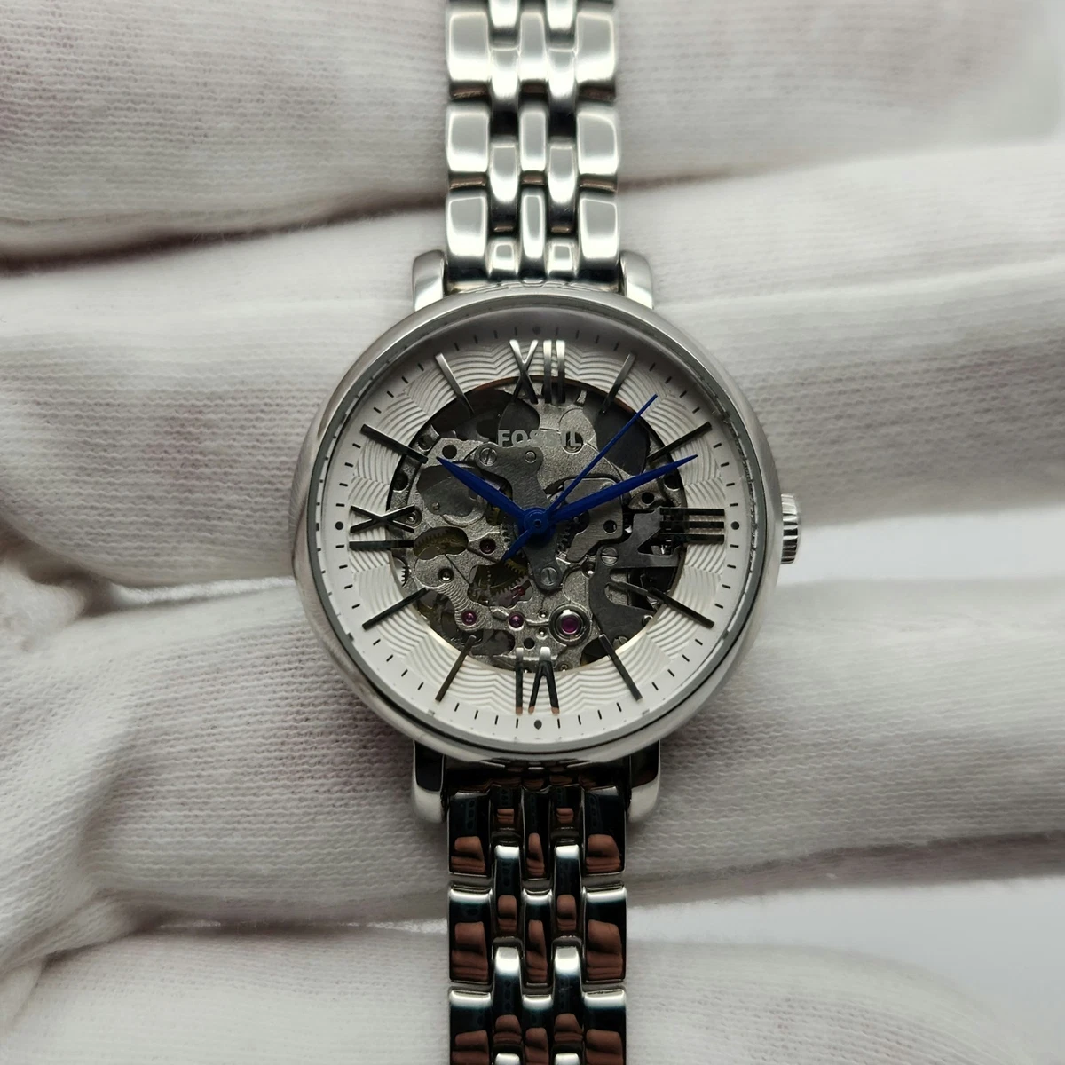 Fossil Jacqueline Women's Watch Three Hand Quartz Movement with Stainless Steel Strap