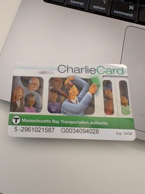 MBTA Pass Geschenkkarte 100
