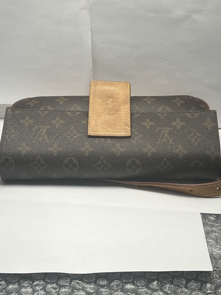 AUTHENTIC Louis Vuitton  Cite Monogram handbag. L… - image 4