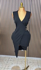 Fashion Nova Black Solid V-Neck Sleeveless Asymmetric Chain Bodycon Midi M
