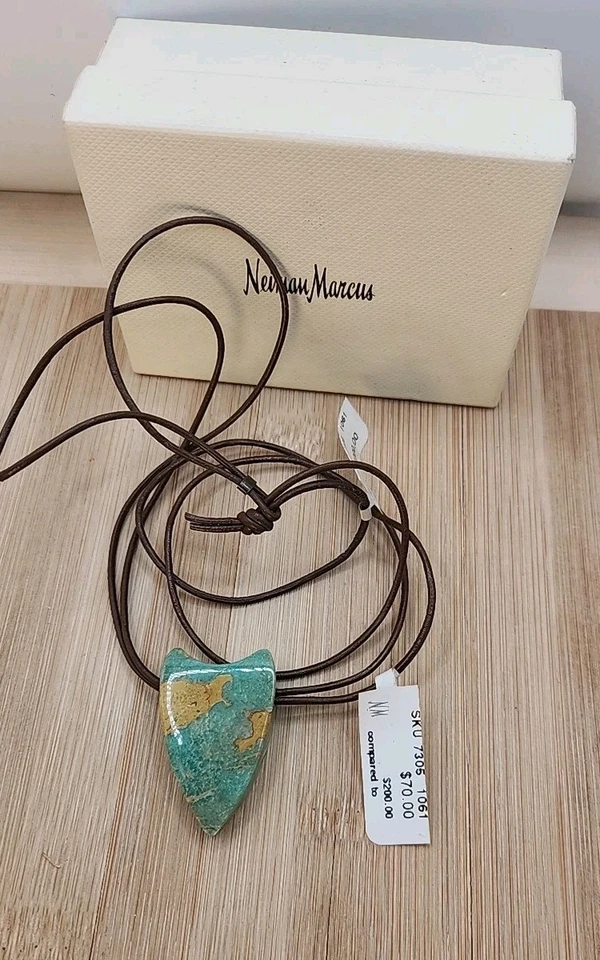 Neiman Marcus Natural Turquoise Pendant Heart Shape Leather Strap. 1.5" NOS - Image 2 of 4