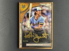 Topps Museum Collection 2025 - Robin Yount  /35  Auto On Card HOF Brewers SS