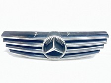 Calandre Mercedes 209