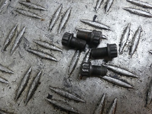 BMW R80RT,R100RT Kardanwellenschrauben 4 Stück Kardanantrieb 69874