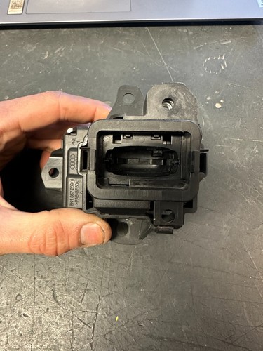 2009-2017 Audi A4/A5/Q5 Key Ignition Switch Cylinder B8 8K0 909 131 D - Picture 2 of 6