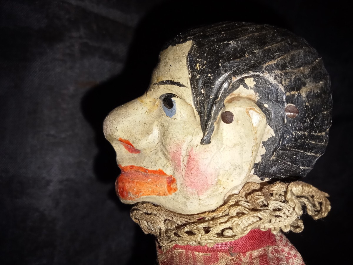 Ancienne marionnette à gaine XIXe tête en bois