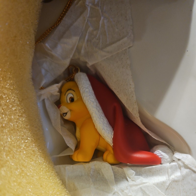 Grolier Christmas Magic Ornament Oliver & Company Oliver Disney #26231 136