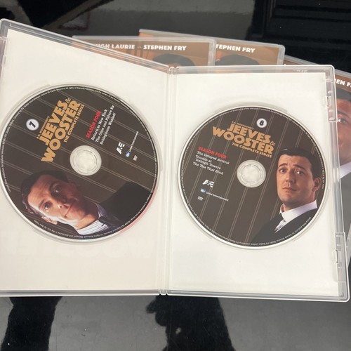 JEEVES & WOOSTER Complete Series DVD 8-Disc Collection, Hugh Laurie, Stephen Fry - Picture 2 of 13