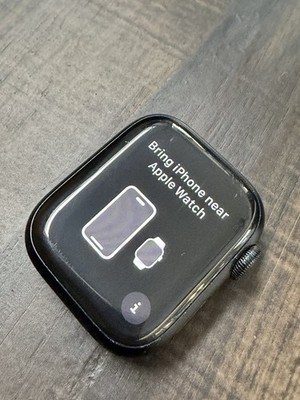 Apple Watch Series 8 41mm Aluminum Midnight Unlocked