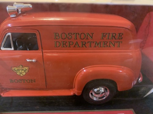 Camión de panel Mira Chevy 1950- Departamento de Bomberos de Boston (en caja) - Imagen 3 de 8