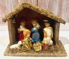 Vtg Wood Nativity Manger Scene w/Porcelain Mary, Joseph, Baby Jesus, 3 Wise Men