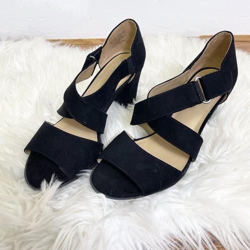 Sandalias Naturalizer Lindy Tacones Entrecruzadas con Tiras Imitación Gamuza Negras Talla 7.5 - Imagen 14 de 15