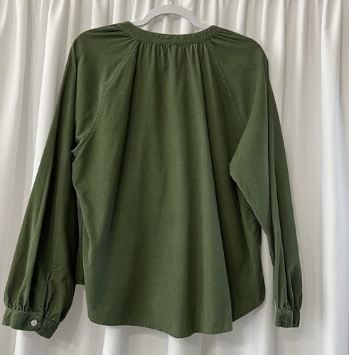 Universal Thread womens long sleeve relaxed fit everyday blouse green Sz L - Picture 2 of 7