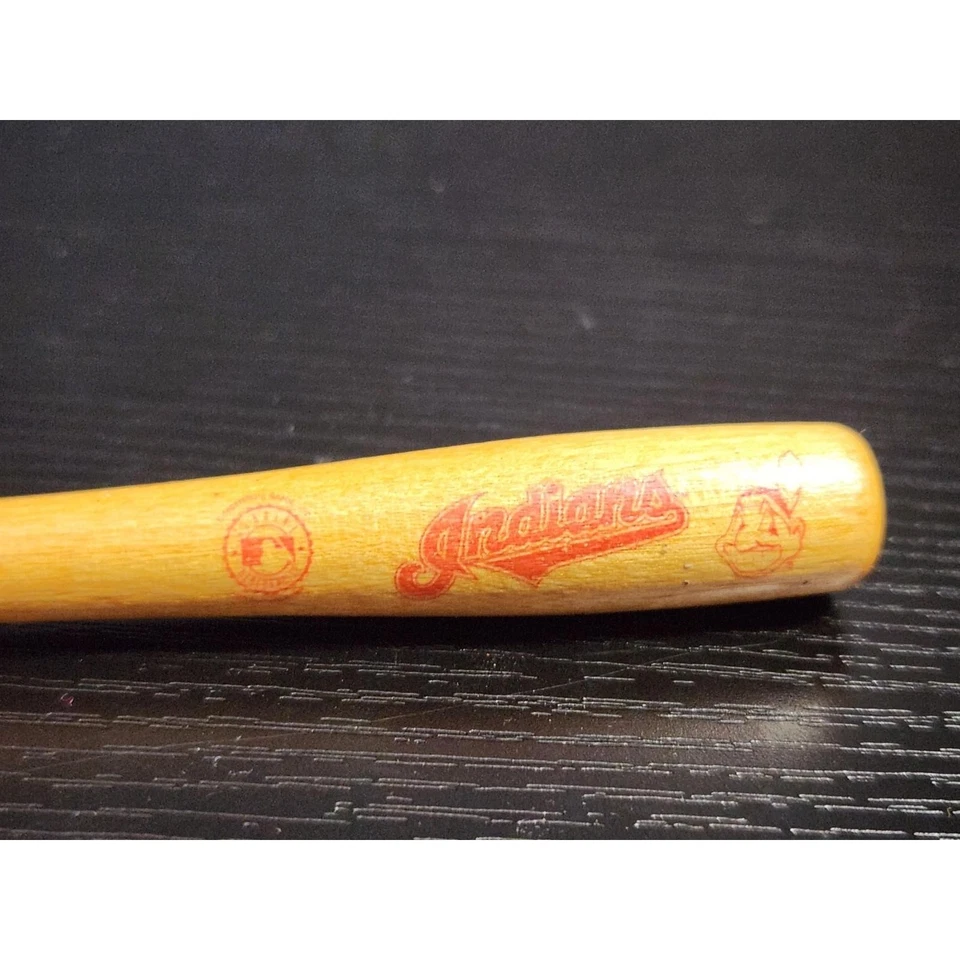 Cleveland Indians LOT bat keychain & Wincraft necklace Chief Wahoo MLB baseball - Image 4 of 4