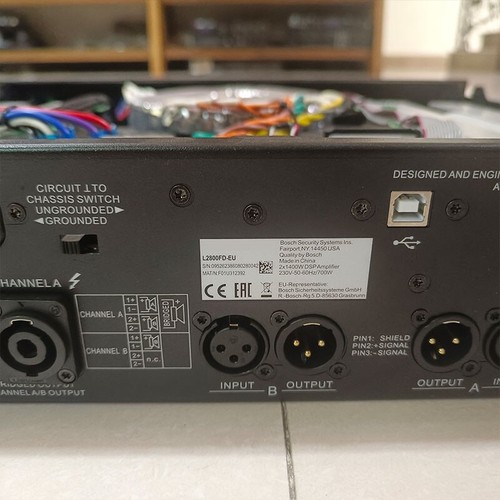 L2800FD Professional DSP 2x1400W Power Amplifier Dual Audio Amp for Live/Mobile - Picture 8 of 9