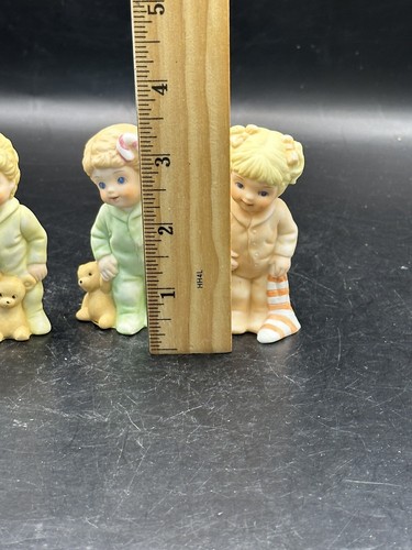 Vintage Schmid Child Bedtime Porcelain Christmas Figurines Lot 3 - Picture 6 of 6