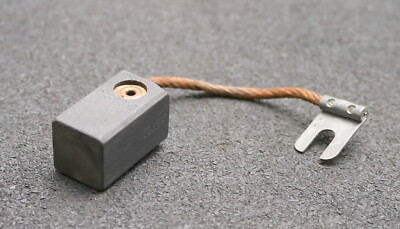 CARBONE Block-Kohlebürste eine Litze EG3397 20x20x35mm (t x a x r) unbenutzt
