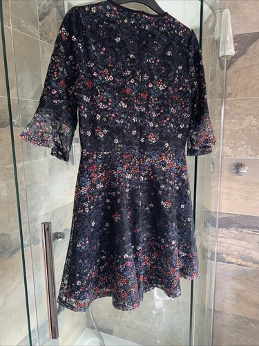 Oasis Dress Size S, Knitted Lace Over Stretchy Lining Needs To Be Seen! - Picture 6 of 7