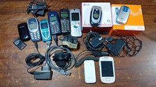 Lotto N 8 TELEFONI CELLULARI VINTAGE NOKIA/MOTOROLA/NEC ESCLUSIVAMENTE RICAMBI
