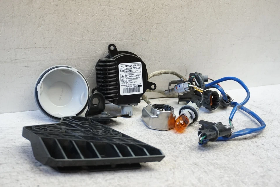 2011-2014 Infiniti M35 M37 LH FARO XENÓN COMPONENTES BOMBILLAS OEM JD108657 Foto 3 de 4