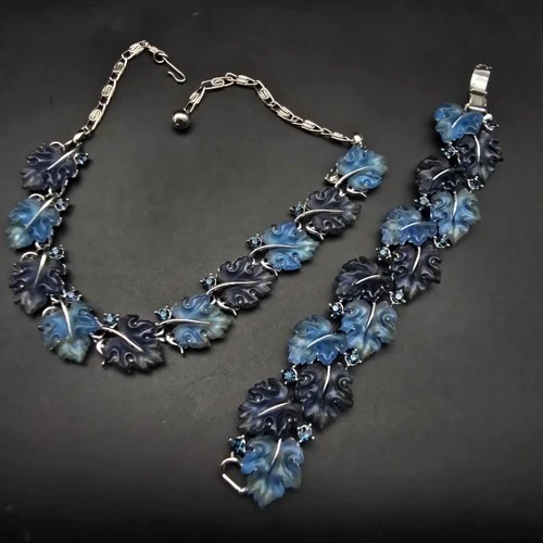 Lisner Blue Lucite Leaves Necklace Bracelet Set Vintage Costume Jewelry