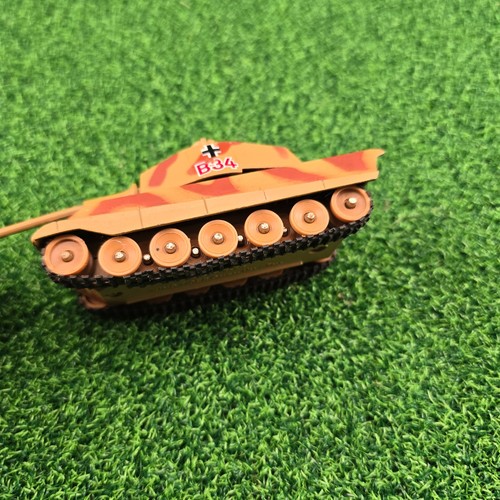 Corgi Toys King Tiger German Heavy Tank B34 Diecast Toy - Bild 6 von 6