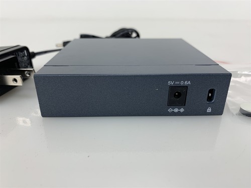 TP-LINK Technologies TP-Link (TL-SG105) 4-Ports External Switch - Afbeelding 3 van 7