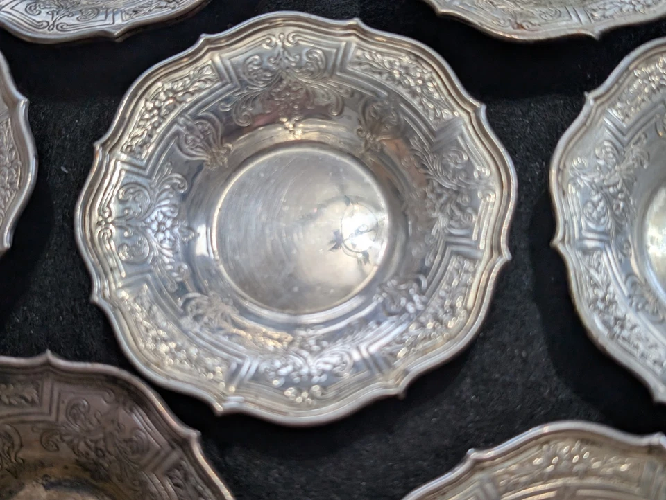 10 Gorham 76A Sterling Silver Nut Dishes, 238.2 grams - Image 3 of 4